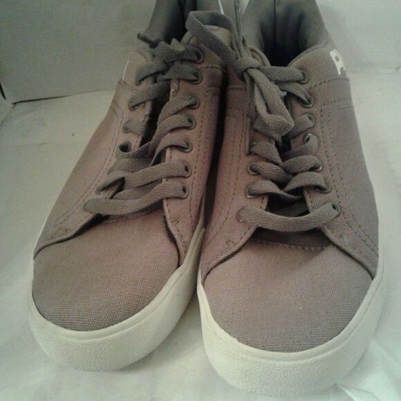 AND1 Other - Andi 1 Athletic Shoes low cut lace up‎ gray canv